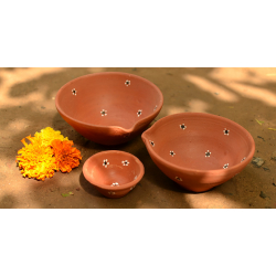 Diya { 1Large + 1Medium + 1Small Diya }